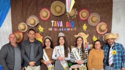 O presidente do Poder Legislativo, Adriano Carvalho (PDT), da festa Julina na escola Jurema Carvalho de Oliveira, na localidade da Coxilha